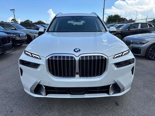 2026 BMW X7 xDrive40i