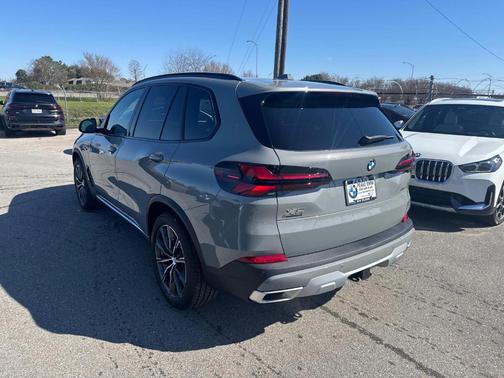 2025 BMW X5 xDrive40i