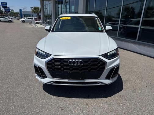 2022 Audi Q5 45 S line quattro Premium