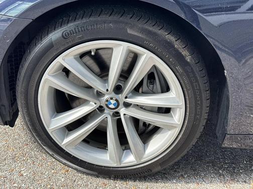 Imperial Blue Metallic 2019 BMW 750 i