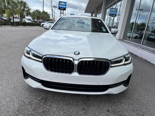 Alpine White 2023 BMW 530 i