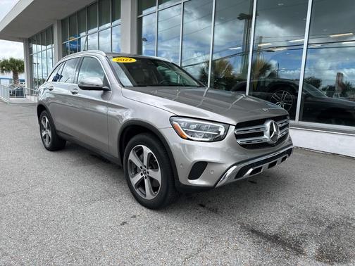 Gray Metallic 2022 Mercedes-Benz GLC 300 Base