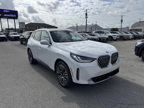 Mineral White Metallic 2026 BMW X3 30 xDrive