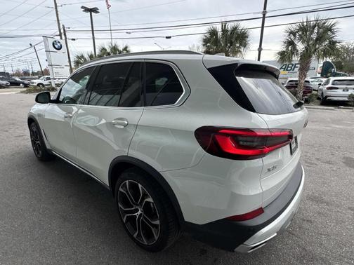 2022 BMW X5 sDrive40i