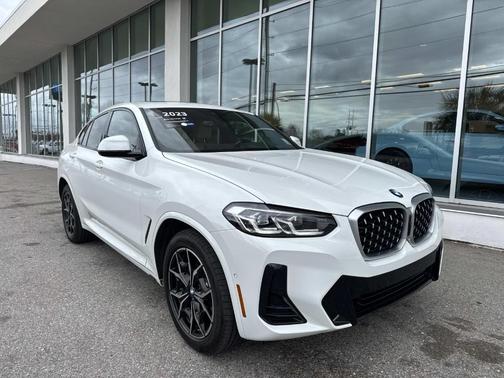 2023 BMW X4 xDrive30i