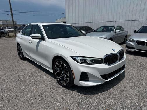 Alpine White 2025 BMW 330 i