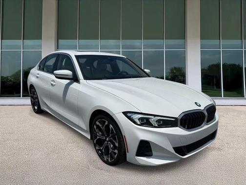 Alpine White 2025 BMW 330 i