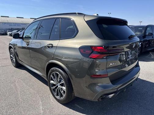 2026 BMW X5 sDrive40i