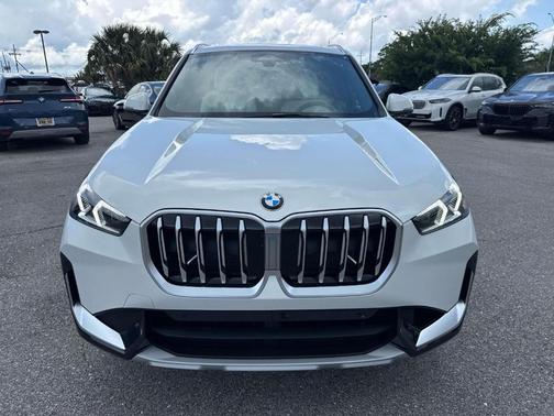 Alpine White 2026 BMW X1 xDrive28i