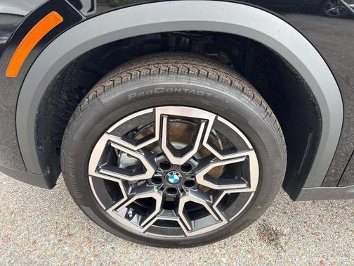Jet Black 2026 BMW X2 xDrive28i