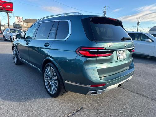 2026 BMW X7 xDrive40i