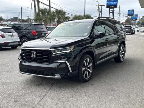 2023 Honda Pilot Elite