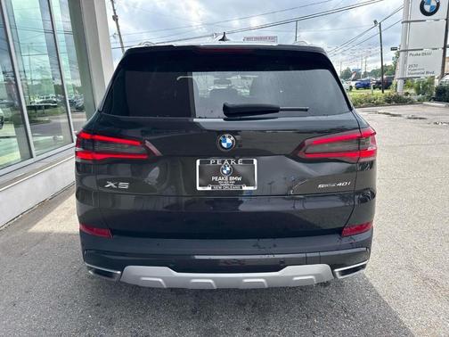 Black Sapphire Metallic 2023 BMW X5 sDrive40i