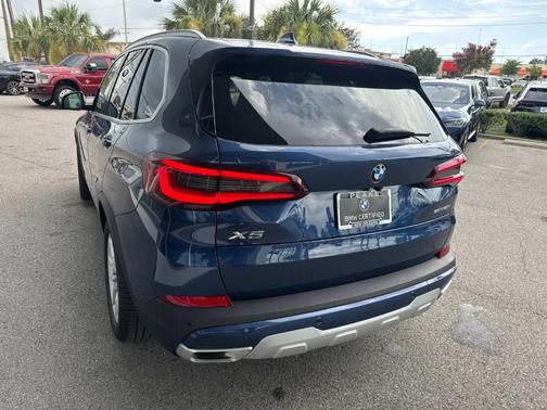 2023 BMW X5 sDrive40i
