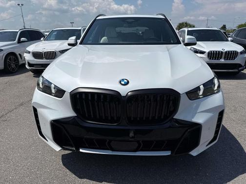 2026 BMW X5 sDrive40i