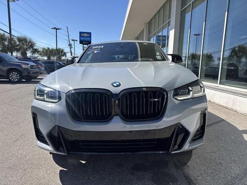 2023 BMW X4 M40i