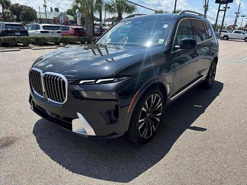 2025 BMW X7 xDrive40i