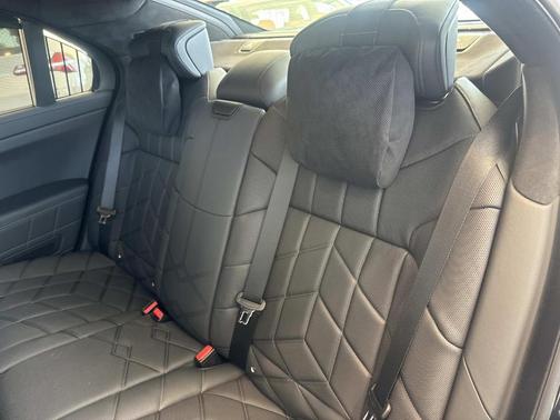 2026 BMW 760 760i xDrive