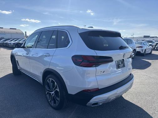2026 BMW X5 sDrive40i