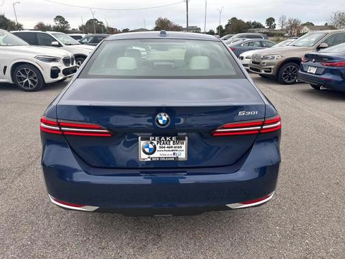 2025 BMW 530 i
