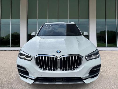 Alpine White 2023 BMW X5 sDrive40i