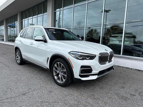 Alpine White 2023 BMW X5 sDrive40i