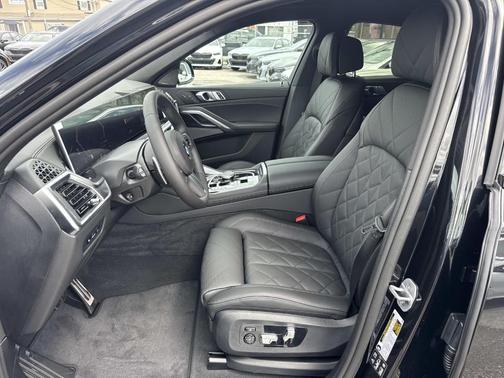 Alpine White 2027 BMW X6 xDrive40i