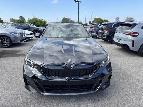 Dark Graphite Metallic 2026 BMW 530 i