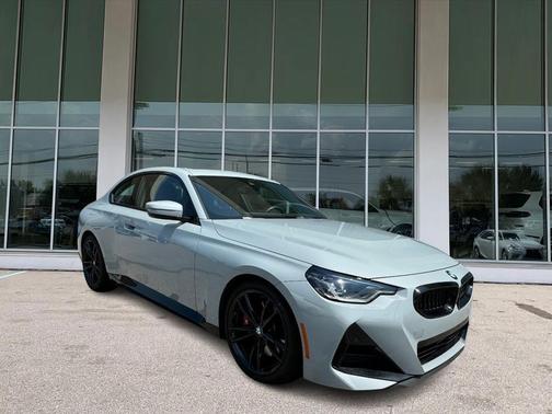 2024 BMW 230 i