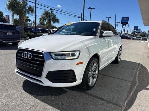 2018 Audi Q3 2.0T Premium Plus