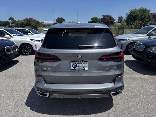 2026 BMW X5 sDrive40i