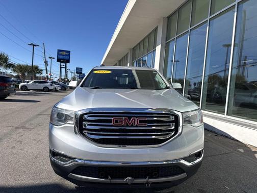2017 GMC Acadia SLT-1