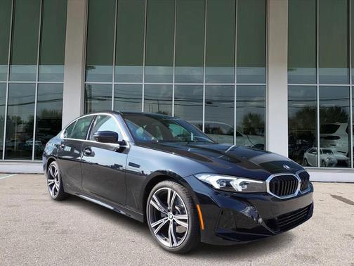 2024 BMW 330 i