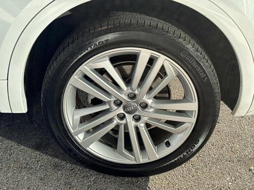 2018 Audi Q5 2.0T Tech Premium