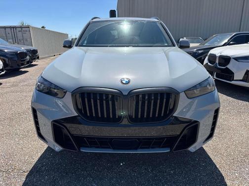Gray Metallic 2026 BMW X5 sDrive40i