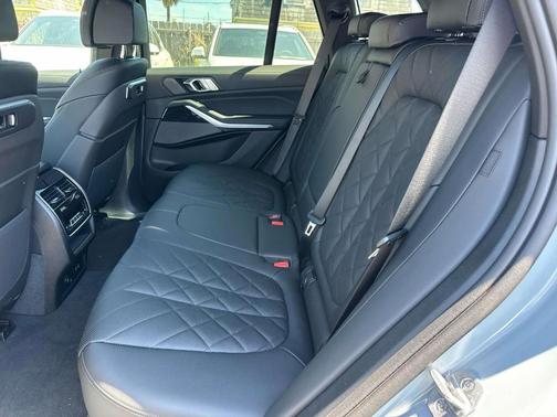 Gray Metallic 2026 BMW X5 sDrive40i