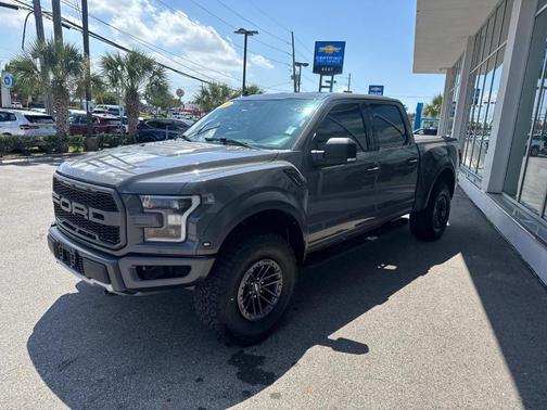 2020 Ford F-150 Raptor