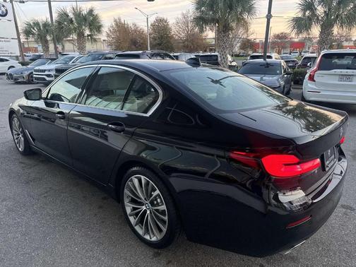 2023 BMW 530 i