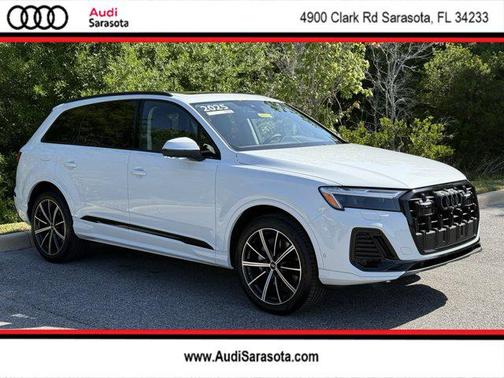2025 Audi Q7 45 Premium Plus