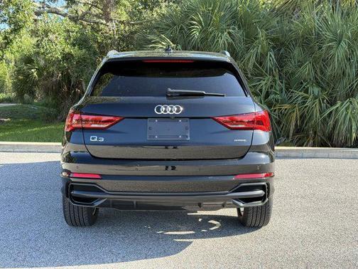 2022 Audi Q3 45 S line Premium