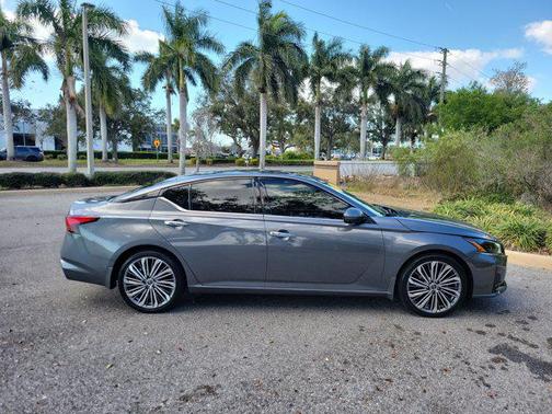 2024 Nissan Altima 2.5 SL