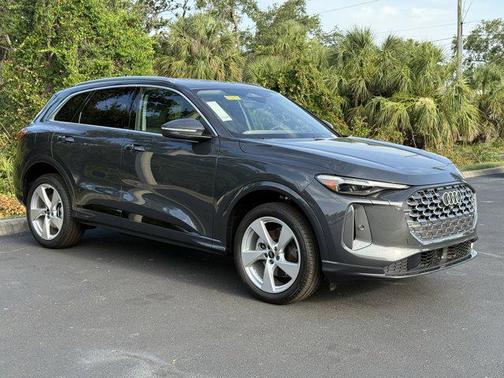 2025 Audi Q5 Premium Plus