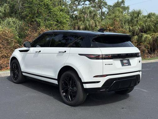 2021 Land Rover Range Rover Evoque R-Dynamic SE