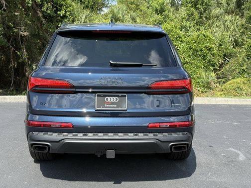2025 Audi Q7 55 Premium Plus