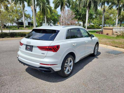 Glacier White Metallic 2020 Audi Q3 45 S line Premium Plus