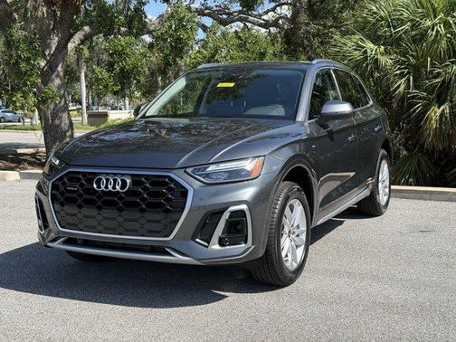 2024 Audi Q5 45 S line Premium