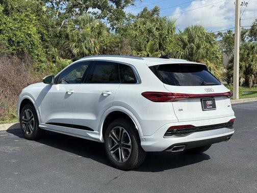 2025 Audi Q5 Premium