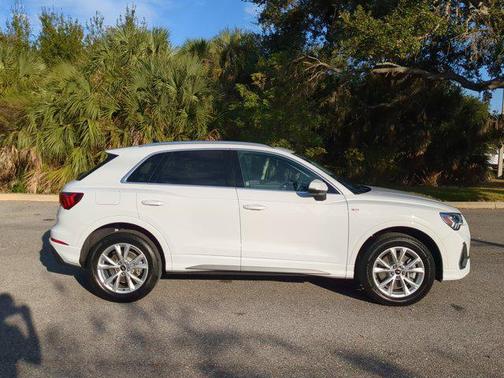 2025 Audi Q3 45 S line Premium Plus