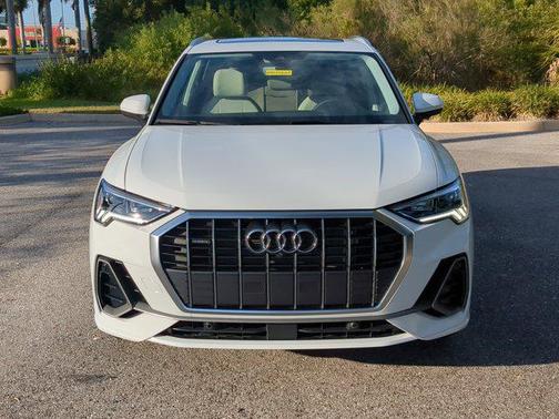 2025 Audi Q3 45 S line Premium Plus