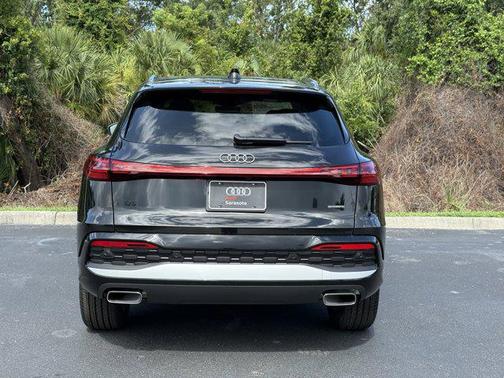 2025 Audi Q5 Premium